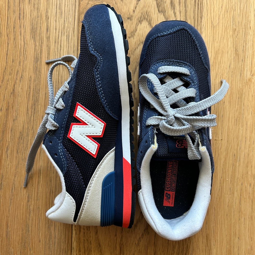 New Balance 515 NWOT Blue & White Sneakers